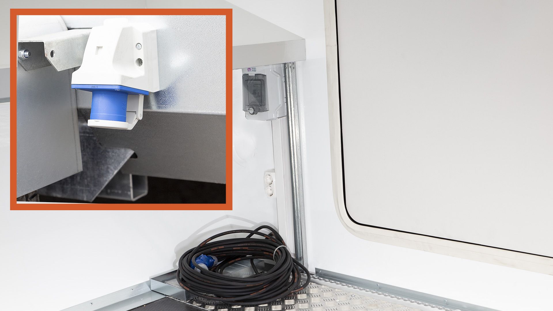 240V elektrisk system